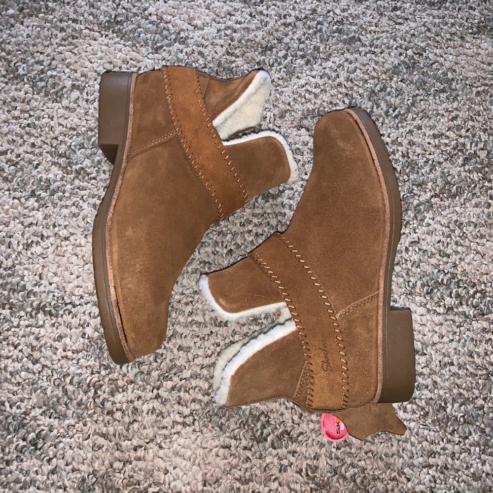 Sketchers Boots
